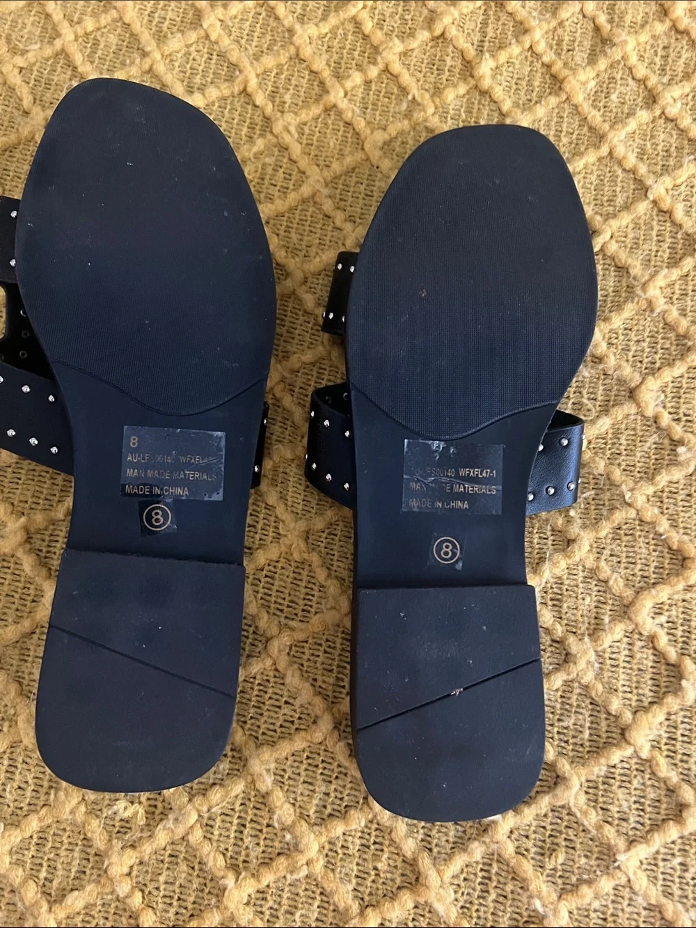 White Fox Boutique black slide